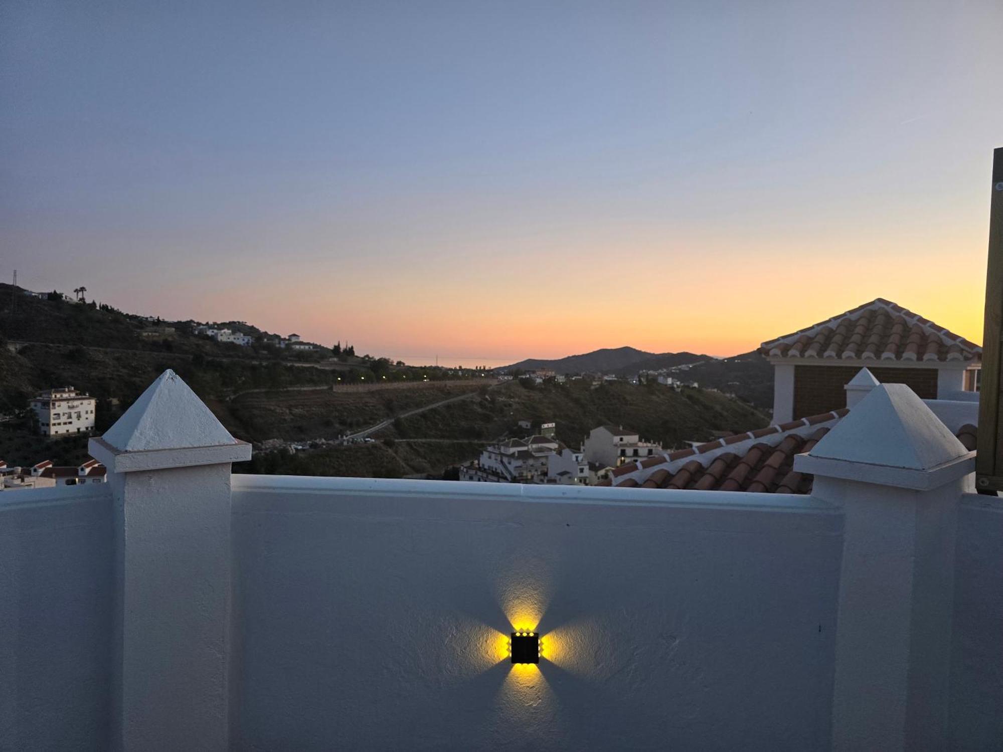 Apartment Penthouse With Hot Tub And Air Conditioning Offering Breathtaking Panoramic Mountain And Sea Views